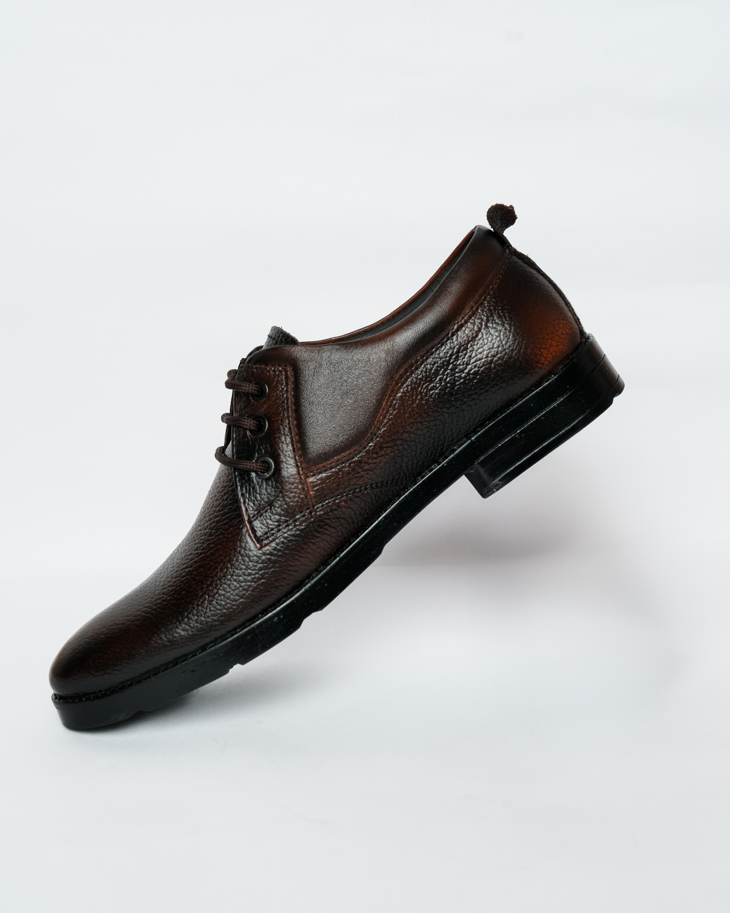 Gentleman's Derby Genuine leather